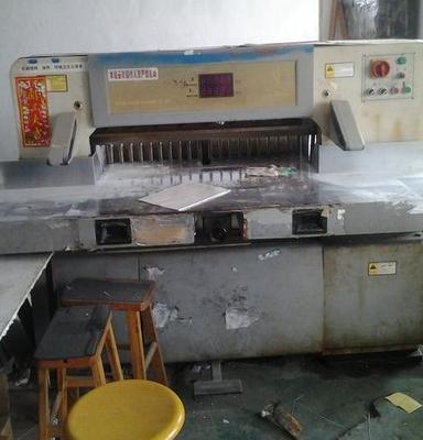 廣東閑置印刷設備高效處理指南 以華岳切紙機為例